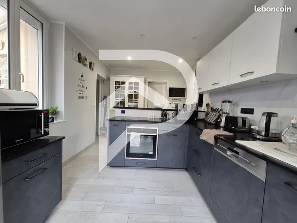 Maison 4 pièces 126 m²