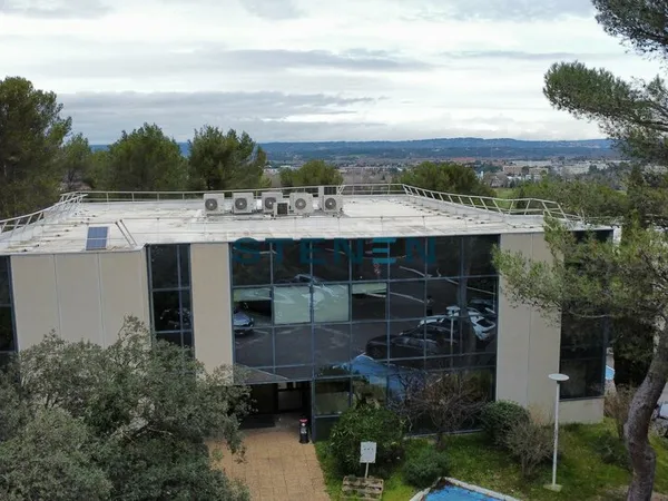 LOCATION-AIX-EN-PROVENCE-BUREAUX-240M²