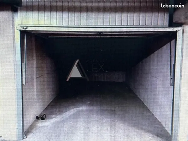 Parking/box 18 m² Marseille