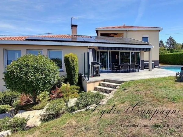 Demeure de prestige 9 pièce(s) 215 m2 Saint Galmier