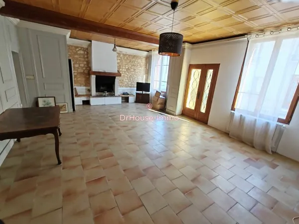 Maison à gros potentiel 4 chambres.