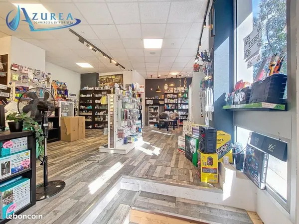 LOCAL COMMERCIAL 114 m² NICE