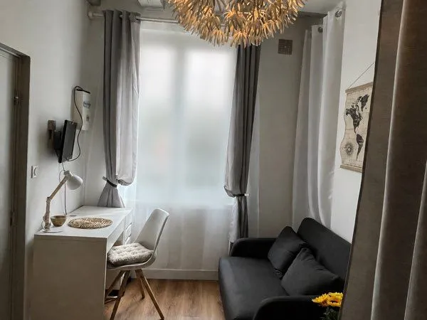 Appartement meublé calme, Les Halles Tours, Parking