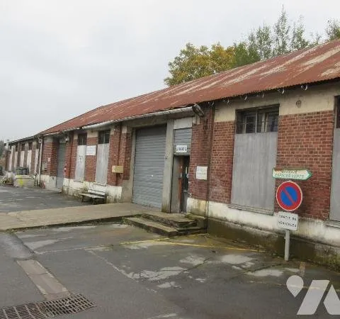 Local d'activités 450 m²