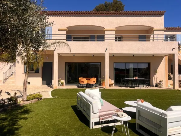 Maison d'exception - Vue dégagée - Prestations haut de gamme