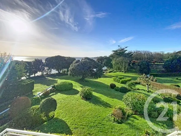 Maison 5 pièces 180 m²