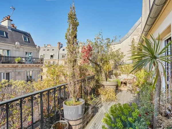 PARIS IIe - ETIENNE MARCEL