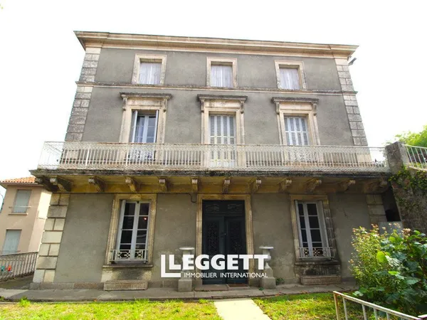 Maison 15 pièce(s), CONFOLENS