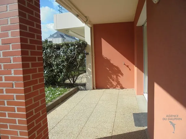 TRES BEAU DUPLEX T5 AVEC JARDIN