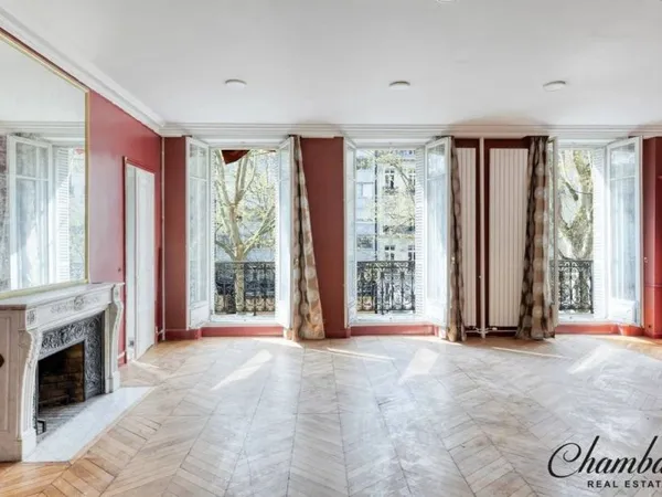 Appartement 6 pièces 170 m²