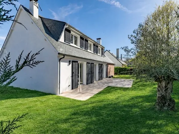 Maison L'Étang-la-Ville 8 pièce(s) 170 m2