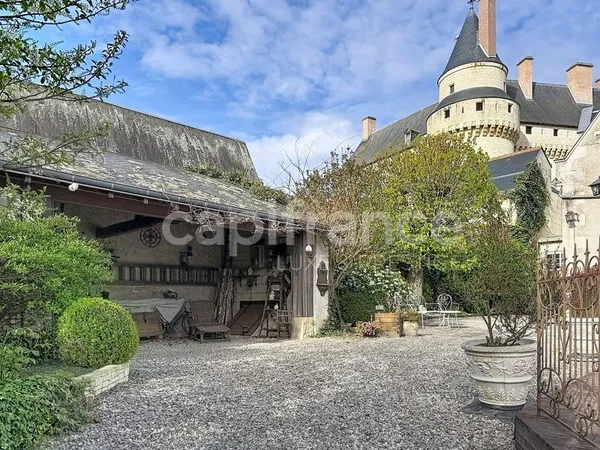 Maison d'exception au coeur de Langeais 420 m², 8 chambres