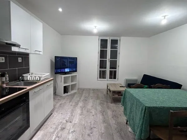 Apparemment F2 bis en Triplex - Quartier la Bussatte