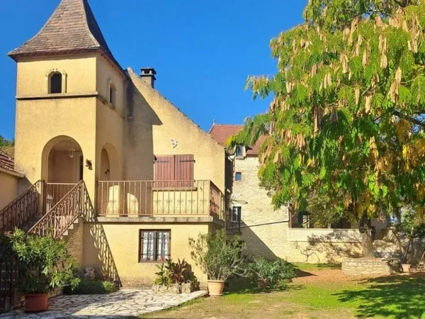 Maison 10 pièces 154 m²