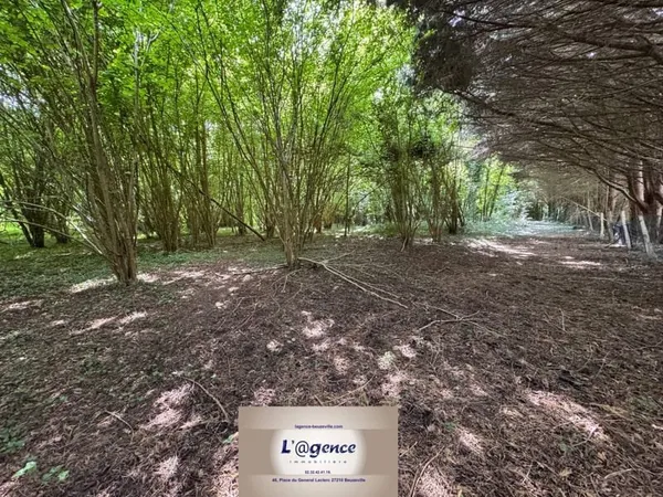 Terrain 4500 m²