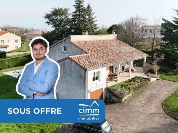 Villa 6 pièces de 156m² sur les hauteurs de Saint-Pierre-de-Boeuf