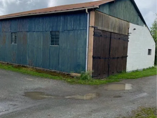 Loue hangar
