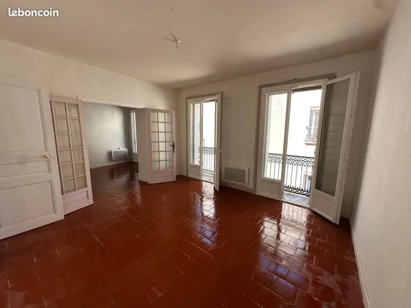 Location 82m2