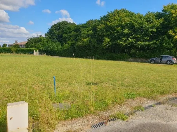 Terrain 640 m²