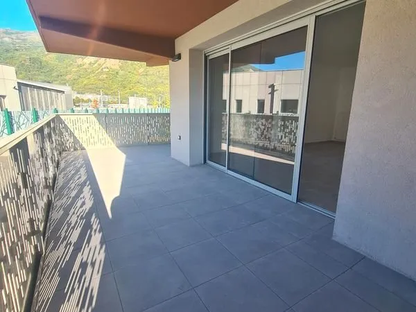 Appartement neuf T4
