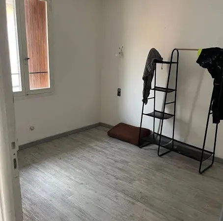 Appartement 5 pièces 37 m²