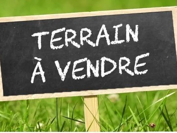Grand Terrain à bâtir
