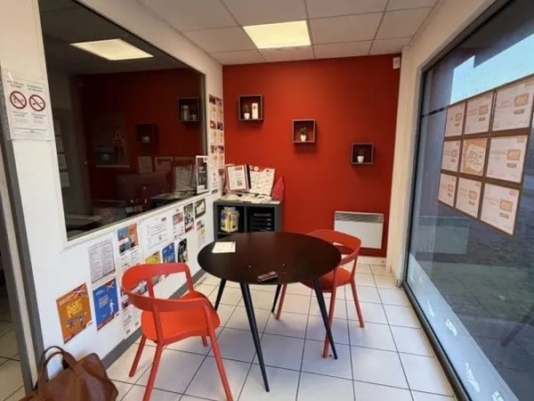 Local commercial 1 pièce 36 m²