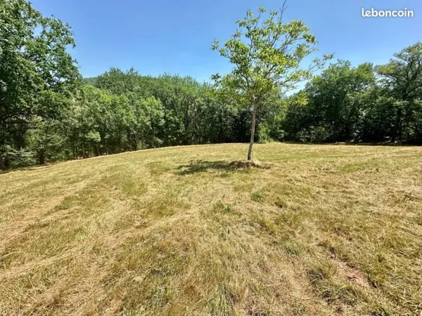 Terrain 934 m² Marcillac Vallon