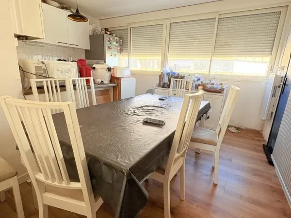 Appartement 73 m2 à proximité des thermes à Balaruc les Bains