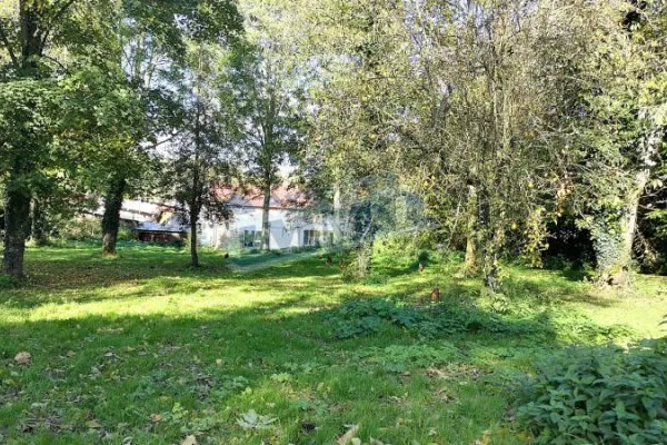 Maison 10 pièces 300 m²