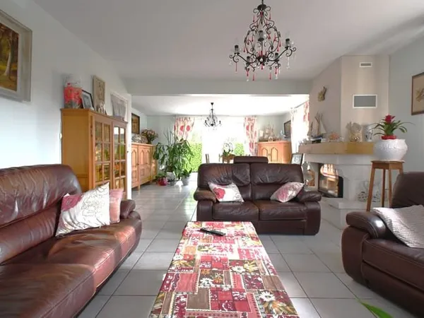 Maison 5 pièces 158 m²