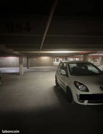 Parking 11 m²