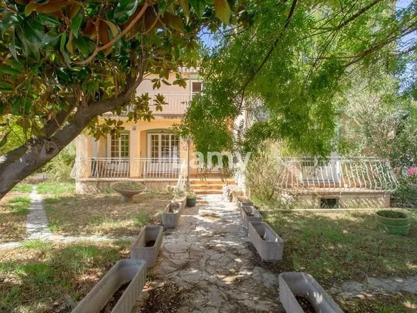 Maison 6 pièces 153 m²