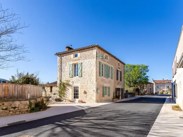 Maison de village