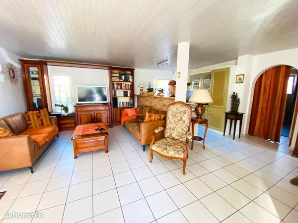 Maison 5 pièces 178 m²