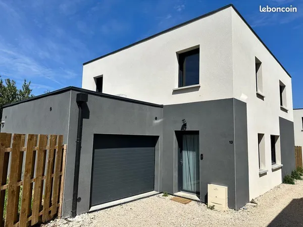 Loue maison neuve très belles prestations et idéalement placée