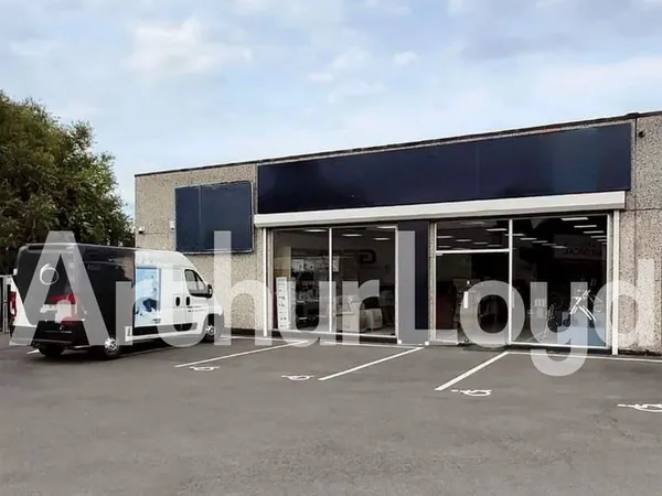 Local commercial 360 m²