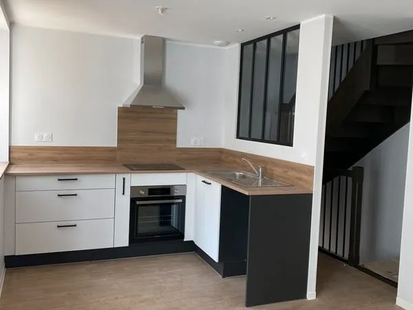 Maison T3 mitoyenne 85 m² + cave