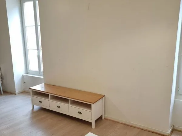 T2 35 m² Pau centre(? nue ? cuisine équipée ? 530 €