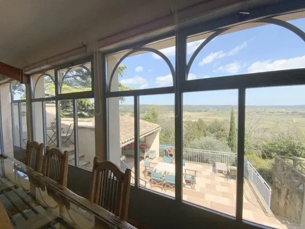 Maison 6 pièces 205 m²
