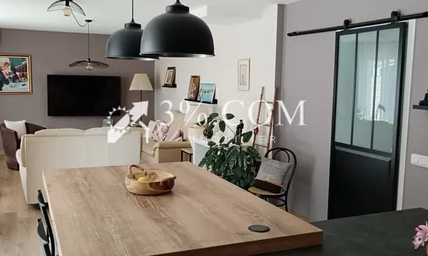 Maison de plain-pied à Étoile-Sur-Rhône (bassaux sud)