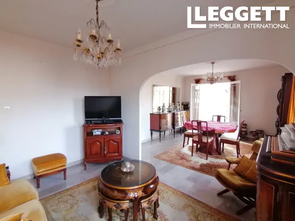 Dans le quartier prisé du Mas d'Ixelles, appartementT4 avec garage à 5 minutes à pieds de la plage