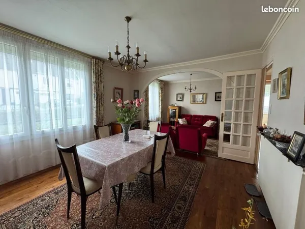 Maison 6 pièces 98 m²