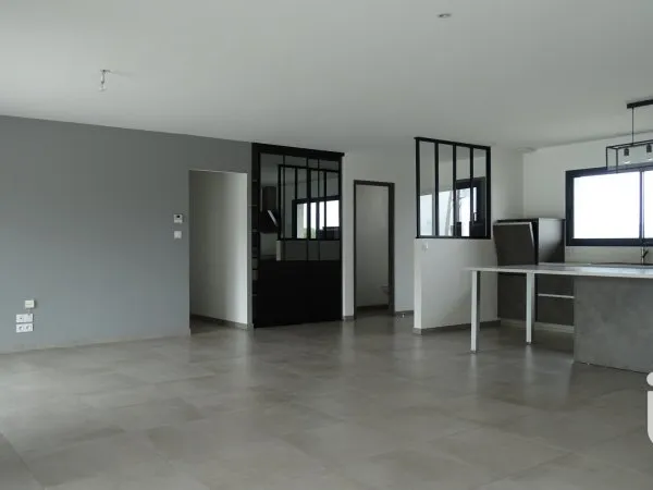 Maison 5 pièces 144 m²