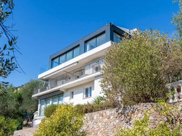 Maison et villa de prestige Vente Gattières 10p 247m² 1395000€