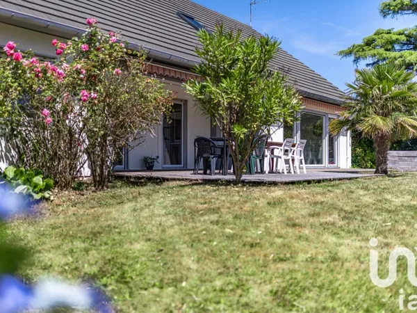 Maison 9 pièces 290 m²