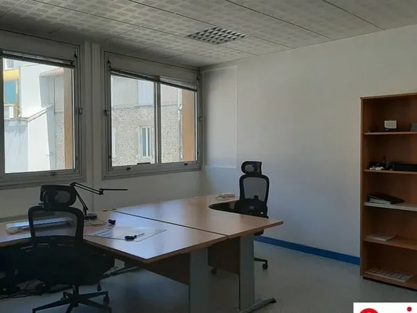 Bureaux 1300 m²