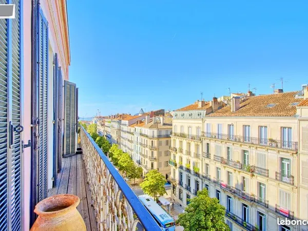 Appartement 4 pièces 130 m²