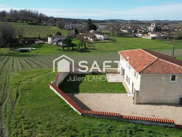 Charentaise d'exception entièrement rénovée