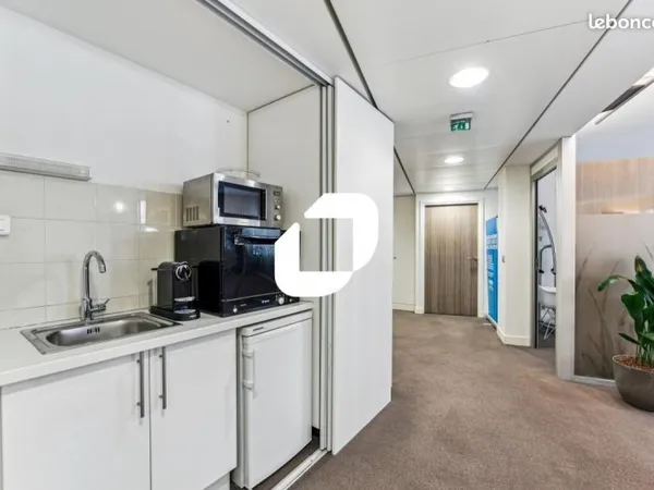 Bureau 1 387 m²